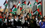 children holding palestinian&nbsp;flags