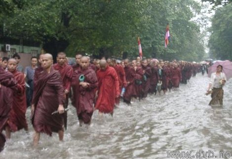 Thousands of Buddhist monks have been on the streets of the big cities of Burma (Myanmar) for the past few days, and the numbers are only growing. They are now calling explicitly for the overthrow of the military regime which has ruled the country for almost two decades, and they say they will not stop marching until the government is gone. Burma's democratic leader and winner of the Nobel Peace Prize Aung San Suu Kyi has been in prison or under house arrest for many years. 